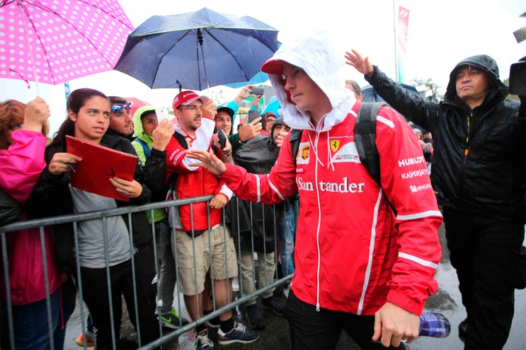 F1, troppa pioggia: rinviate le prove libere a Monza