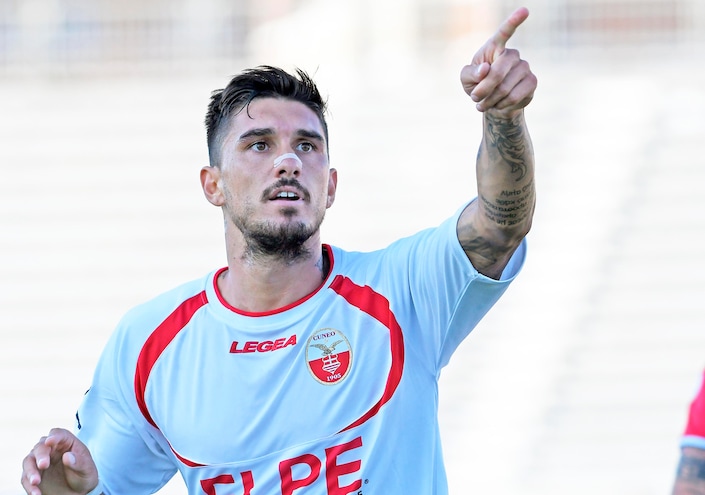 Calciomercato Albinoleffe, il centrocampista Agnello prolunga