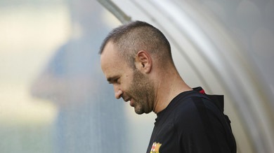 Juventus, il papà di Iniesta: «Andrés non vestirà maglie diverse dal Barcellona»