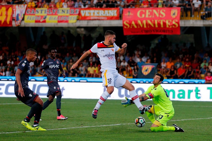 Serie A Bologna, recuperati Destro e Mirante