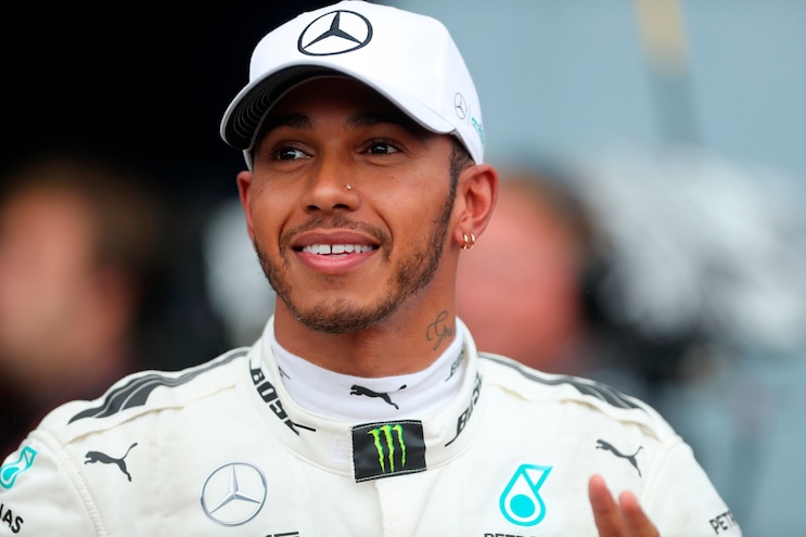 F1 Mercedes, Hamilton ironico: «Auguroni a Vettel»