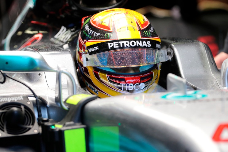 F1 Malesia, Hamilton: «Mi dispiace per Vettel»