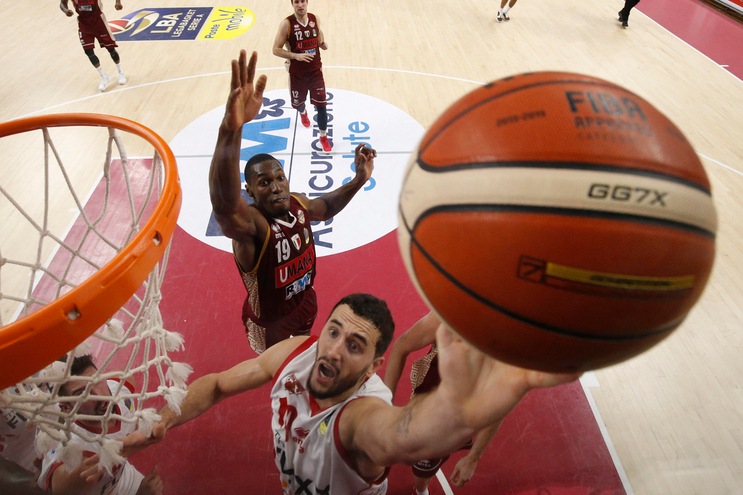 Venezia batte Pistoia. Reggio supera al fotofinish Cremona