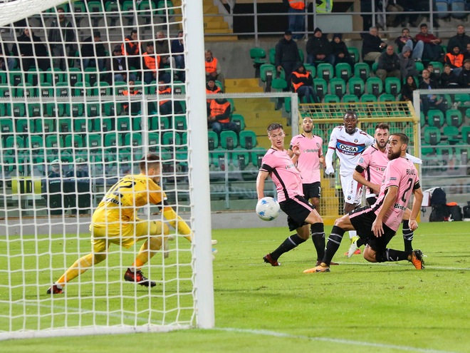 Serie B Palermo-Cittadella 0-3. Niente primato per Tedino