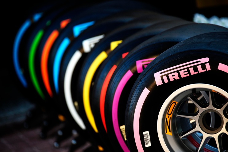 F1 Pirelli, Isola: «Probabile un solo pit-stop»