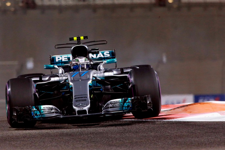 F1, Abu Dhabi: pole per Bottas, Vettel terzo