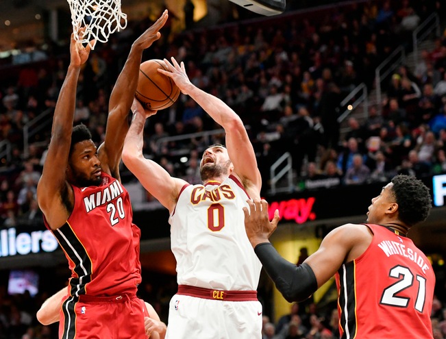 NBA: Lebron viene espulso, ci pensa Kevin Love