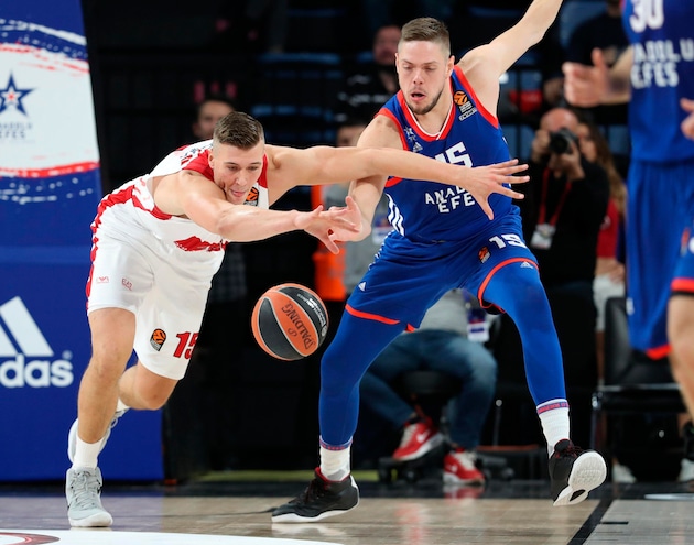 EuroLeague: Stimac gela l'Olimpia nel finale