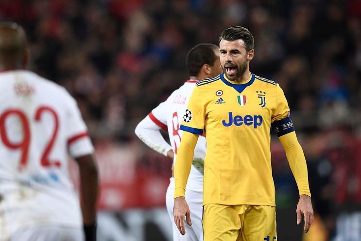 Juventus, Barzagli: «Dybala deve solo stare tranquillo»
