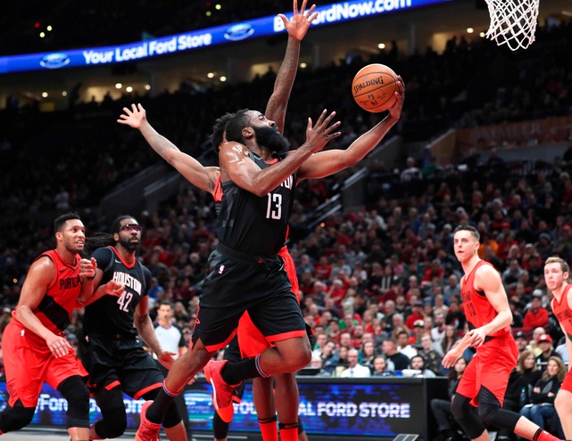 Harden gela i Pelicans, Durant doma Portland