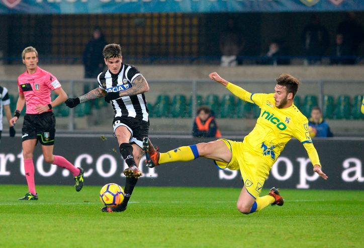 Serie A, Chievo-Udinese 1-1: segna Radovanovic, poi Tomovic sbaglia porta 