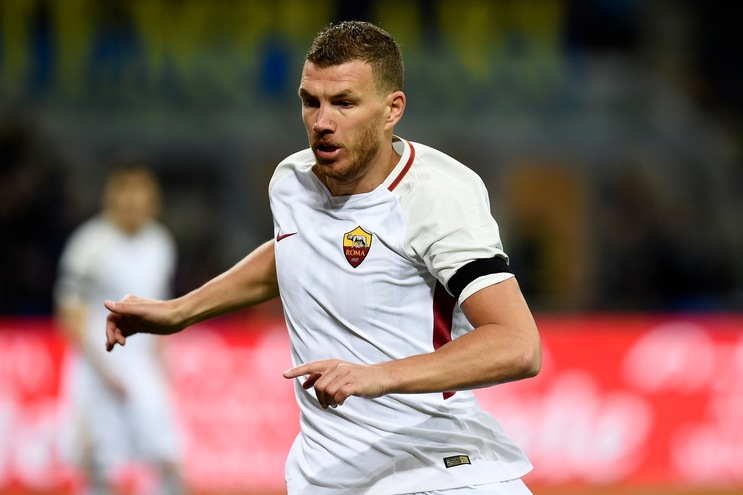 Roma, Dzeko riflette sull'offerta del Chelsea