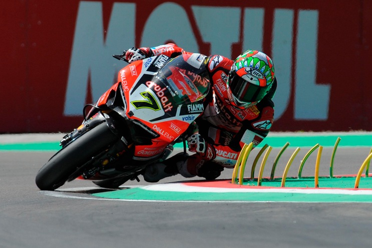 Superbike, Davies davanti a tutti nelle quote a Imola