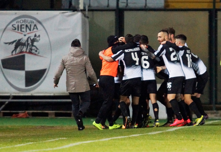 Calciomercato Siena, dal Chievo Solini in prestito