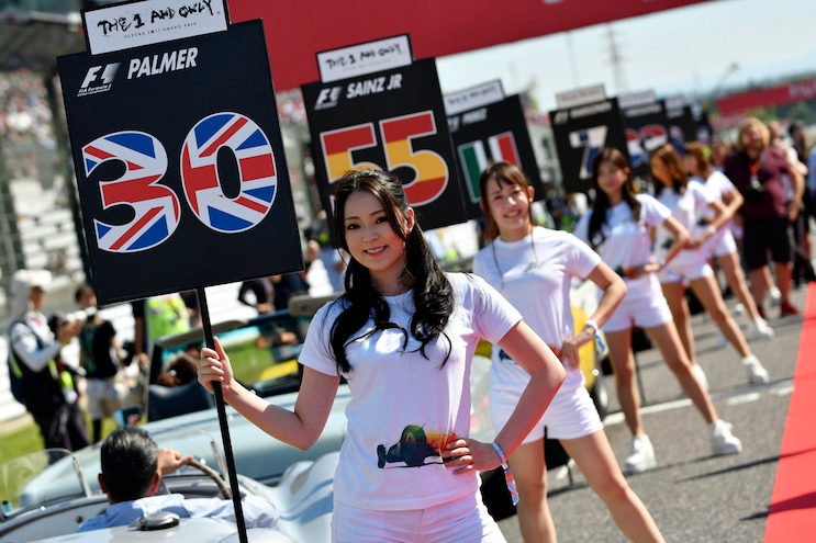 F1, dal 2018 niente più "ombrelline"