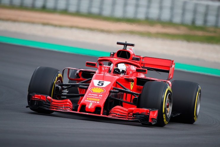 F1, Test Barcellona: Vettel parte subito forte