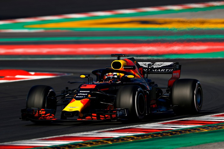 F1, test Barcellona: Ricciardo padrone nel Day 2