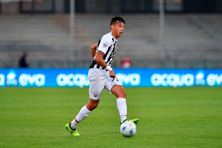 Calciomercato Ascoli, rescissione consensuale per Lores Varela