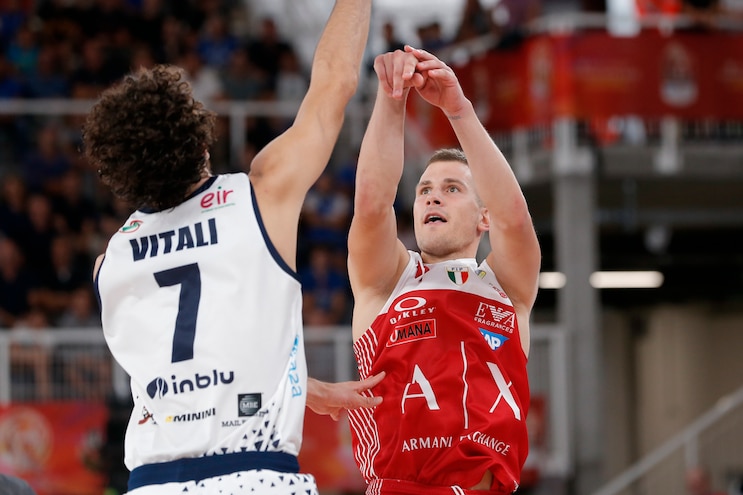 Supercoppa, Nedovic stende Brescia: Milano vola in finale