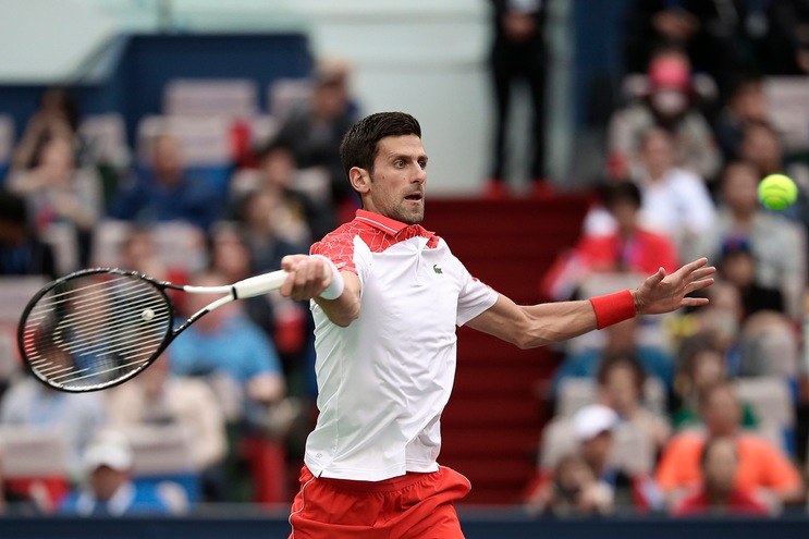 Tennis, Shanghai: Djokovic batte Zverev e vola in finale