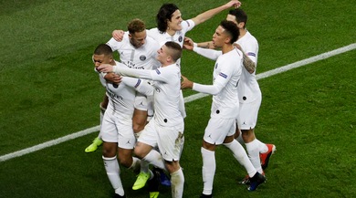 Champions, Psg-Liverpool 2-1. Barcellona avanti da primo