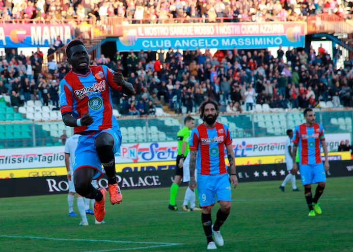 Calciomercato Parma, Carriero al Catania in prestito