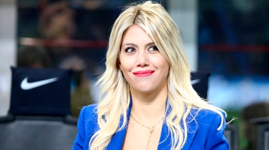 Che spavento per Wanda Nara: sassata contro la sua auto