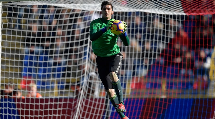 Pare Buffon ma è Perin: il salva Juve