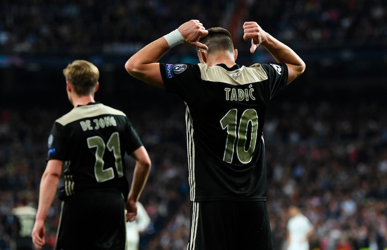 Champions, l'Ajax fa l'impresa anche in quota