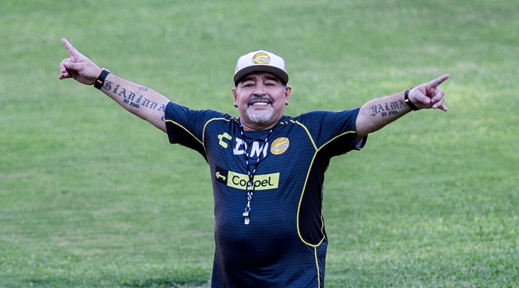 Maradona incensa Cristiano Ronaldo: «È uno stregone»