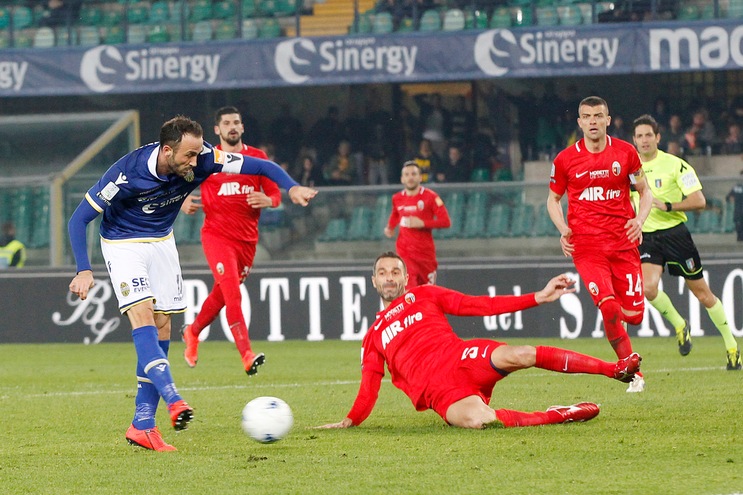 Serie B Verona-Ascoli 1-1: Pazzini riacciuffa i bianconeri