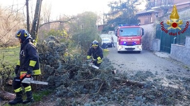 Vento e mareggiate, codice giallo in Toscana