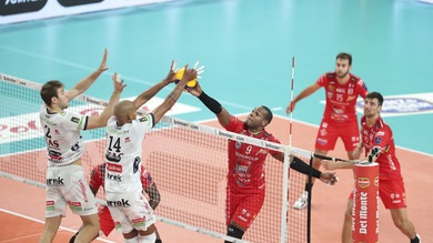 Supercoppa: Trento in volata su Civitanova