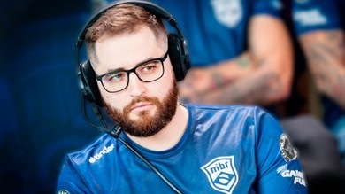 Gabriel ‘FalleN’ Toledo si Sposa. L'ex star di CS:GO infiamma i social con una foto