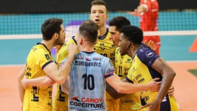 Il posticipo è di Modena al tie break