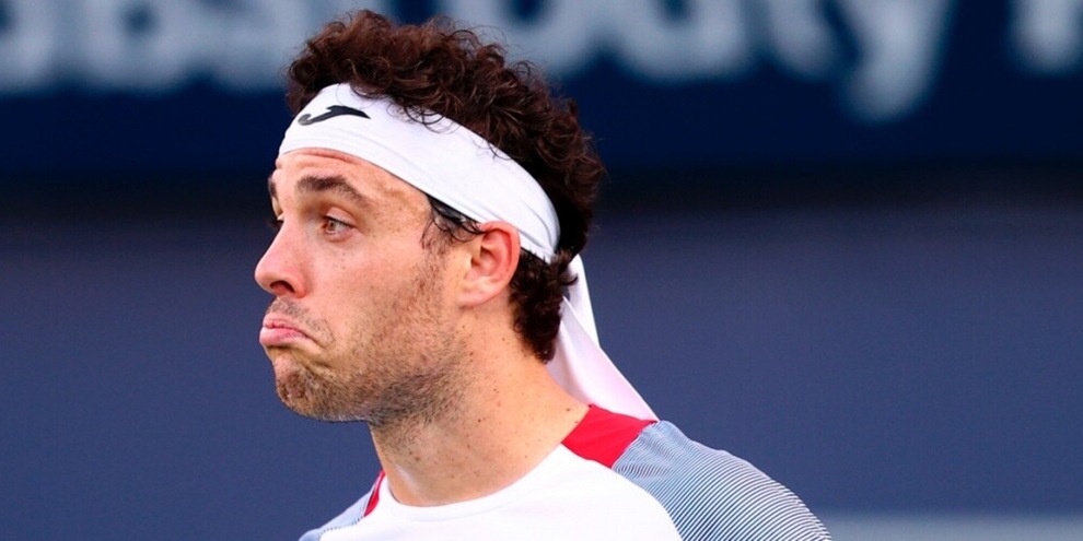 Cecchinato eliminato al Sardegna Open. Musetti e Sonego ai quarti