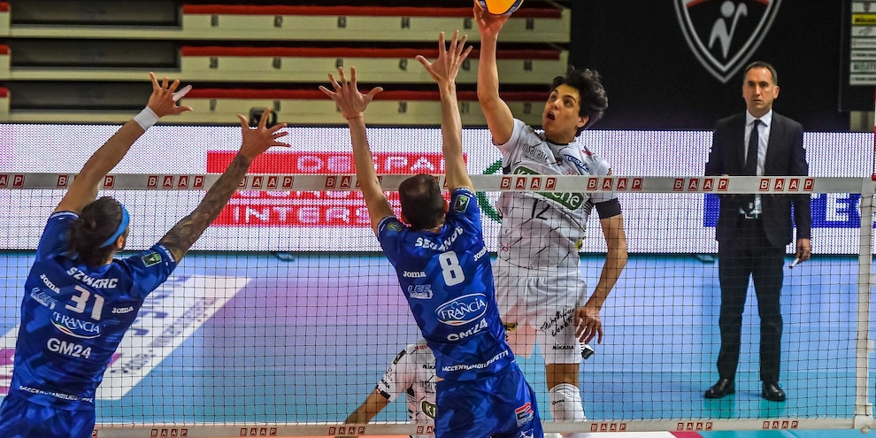 Padova saluta Pasinato, poi travolge Cisterna