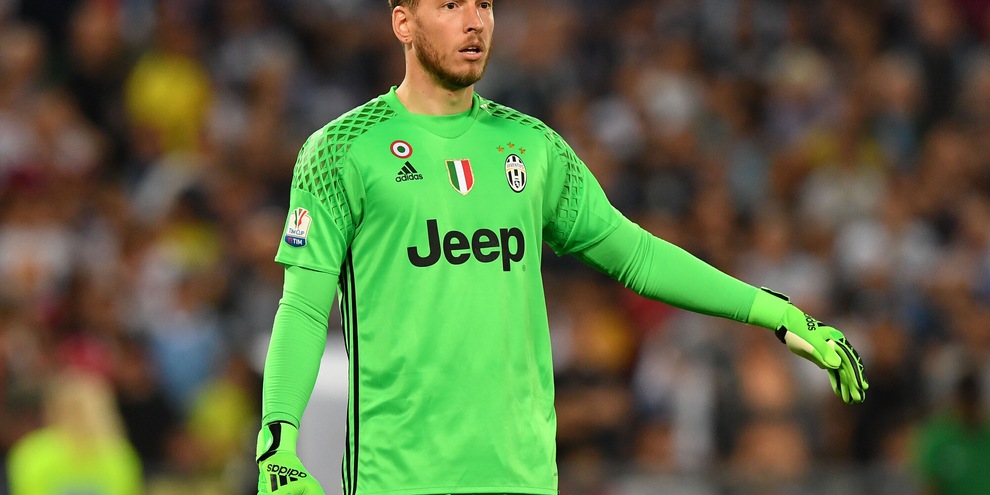 Juventus: nuove piste per Neto, poi Szczesny dirà sì