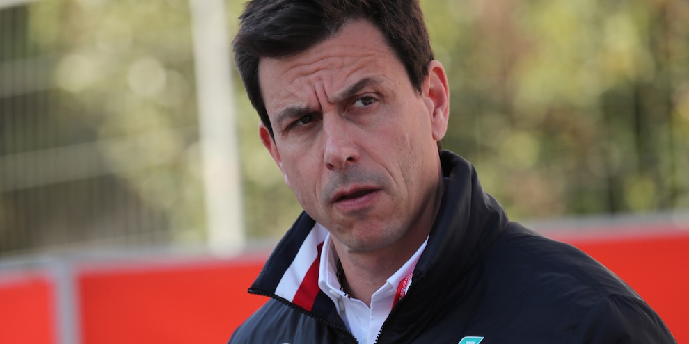 Wolff: «Strategia totalmente errata con Hamilton»