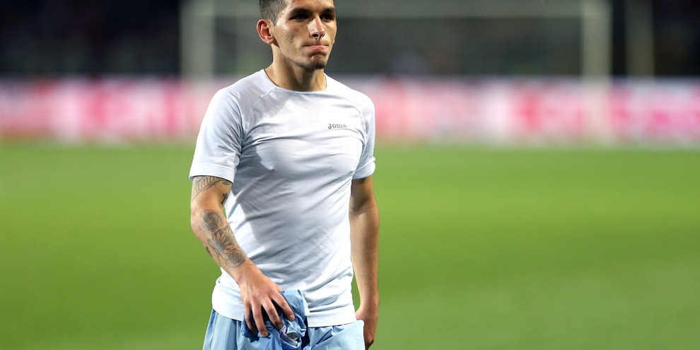 Fiorentina, duello Torreira-Savanier in mediana Fiorentina, duello Torreira-Savanier in mediana