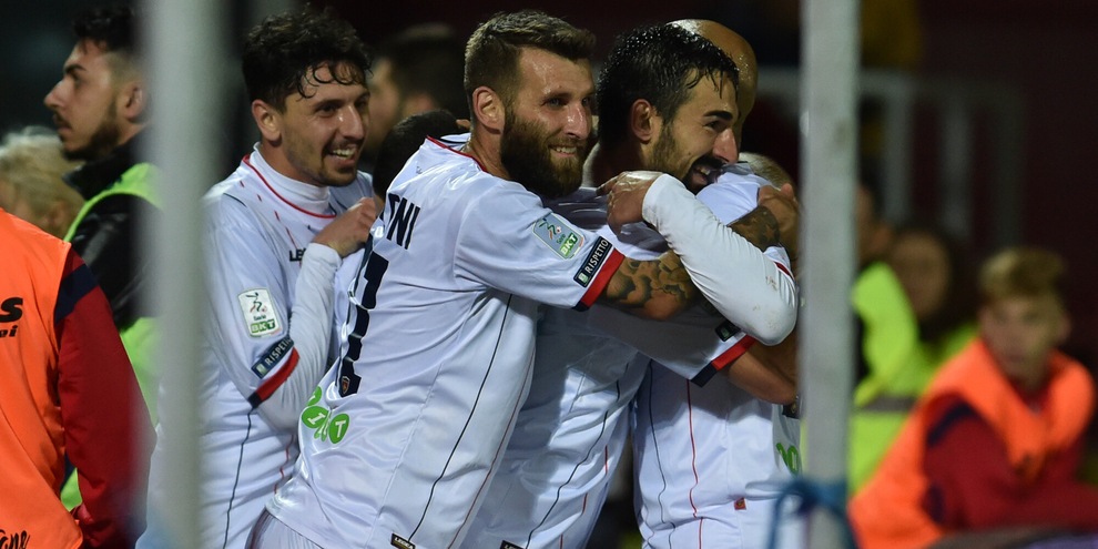 Cosenza, nuovo tassello in difesa: ufficializzato Rigione