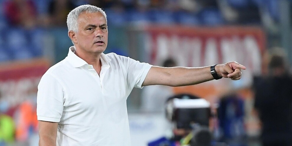 Mourinho: "Questa è la mia Roma. Con me i calciatori danno tutto"