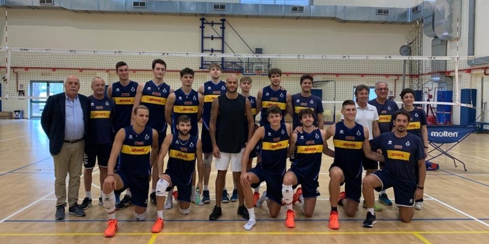 Marcel Jacobs in visita alla nazionale Under 21