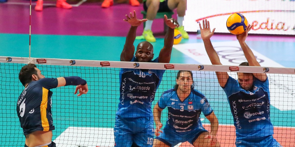 Tre in vetta dopo la seconda giornata