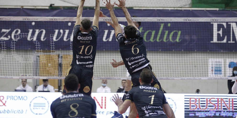 La terza giornata parte con Siena-Bergamo