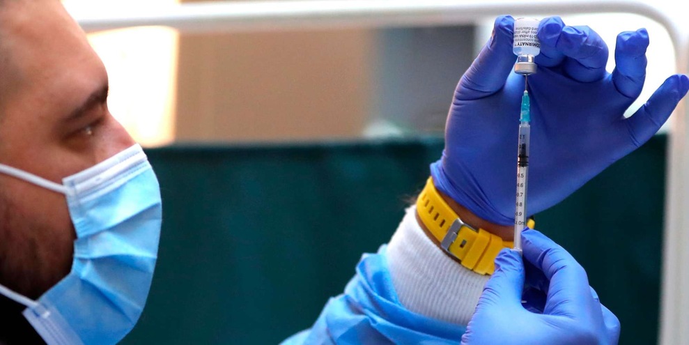 Omicron in Italia: a Caserta due classi in isolamento