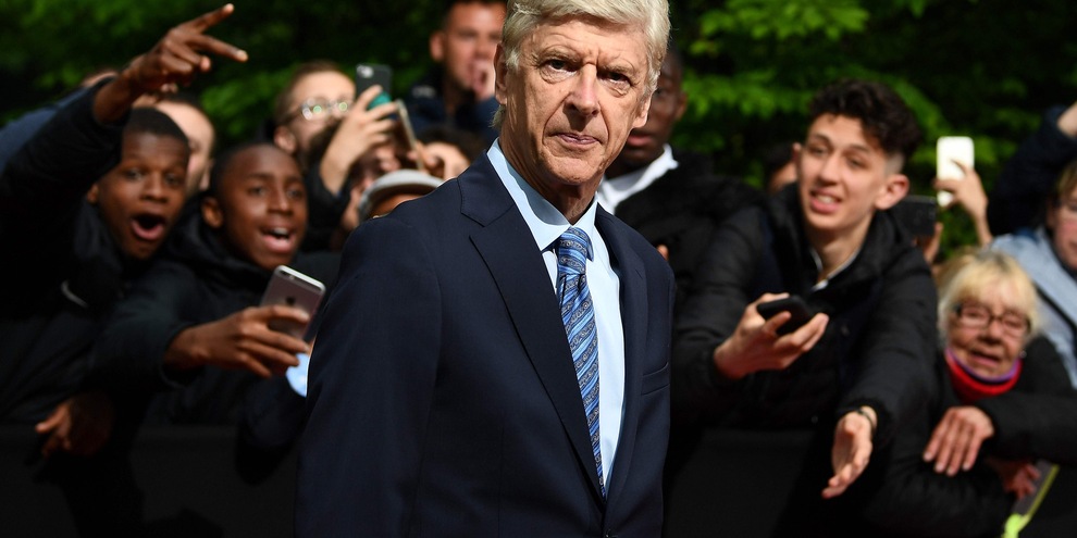 Wenger dà l'addio alla panchina: futuro alla Fifa