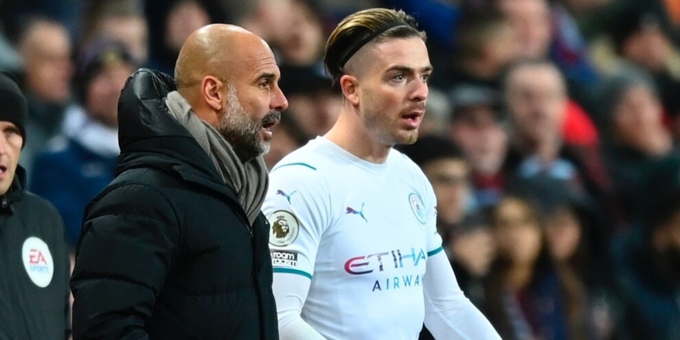 City, calciatori ubriachi. Guardiola ironizza: "Verranno multati, dovevano invitarmi"