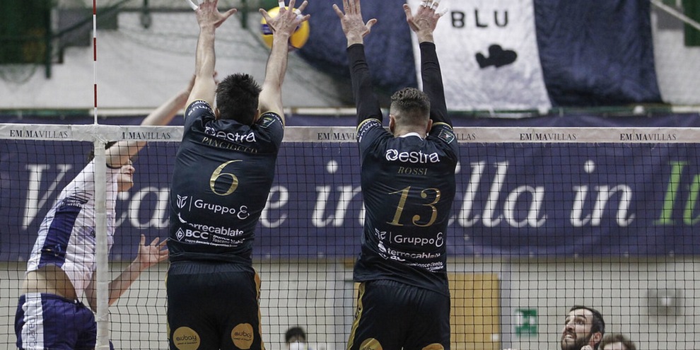 Siena è in palla, Mondovì si arrende