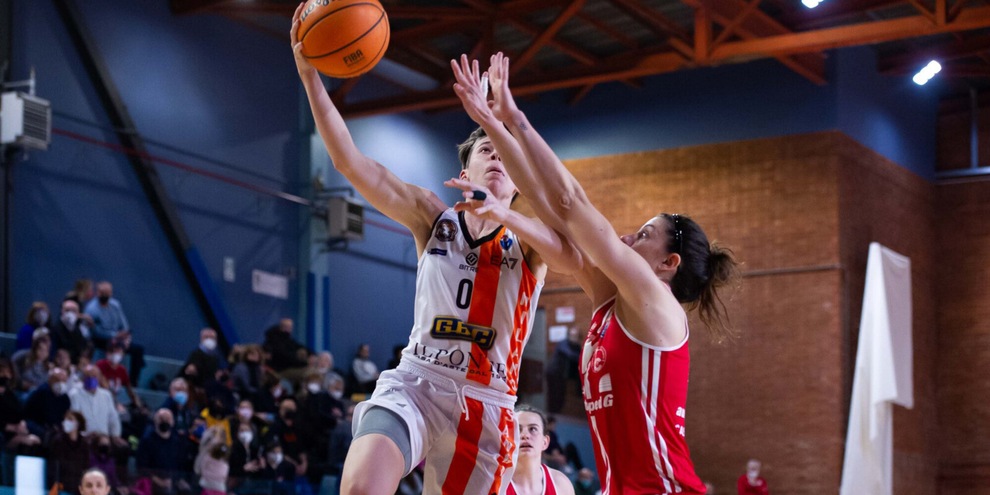 Castelnuovo, lo scontro diretto va a Milano